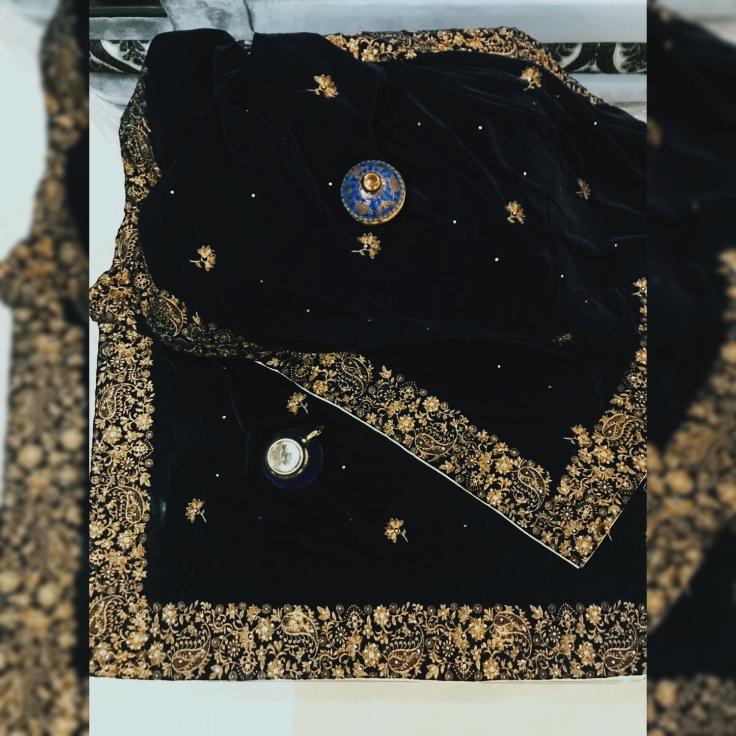 Velvet Shawl Fancy