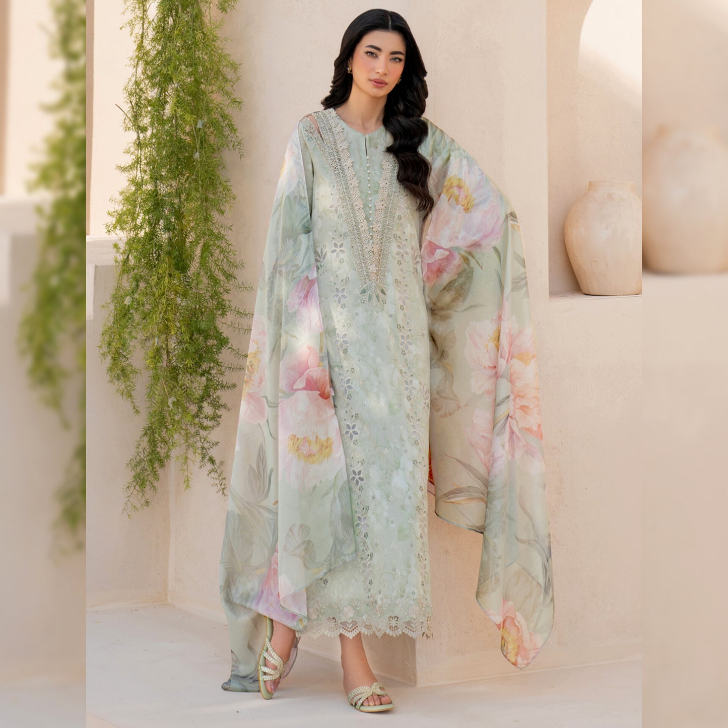 Iznik Lawn Fancy
