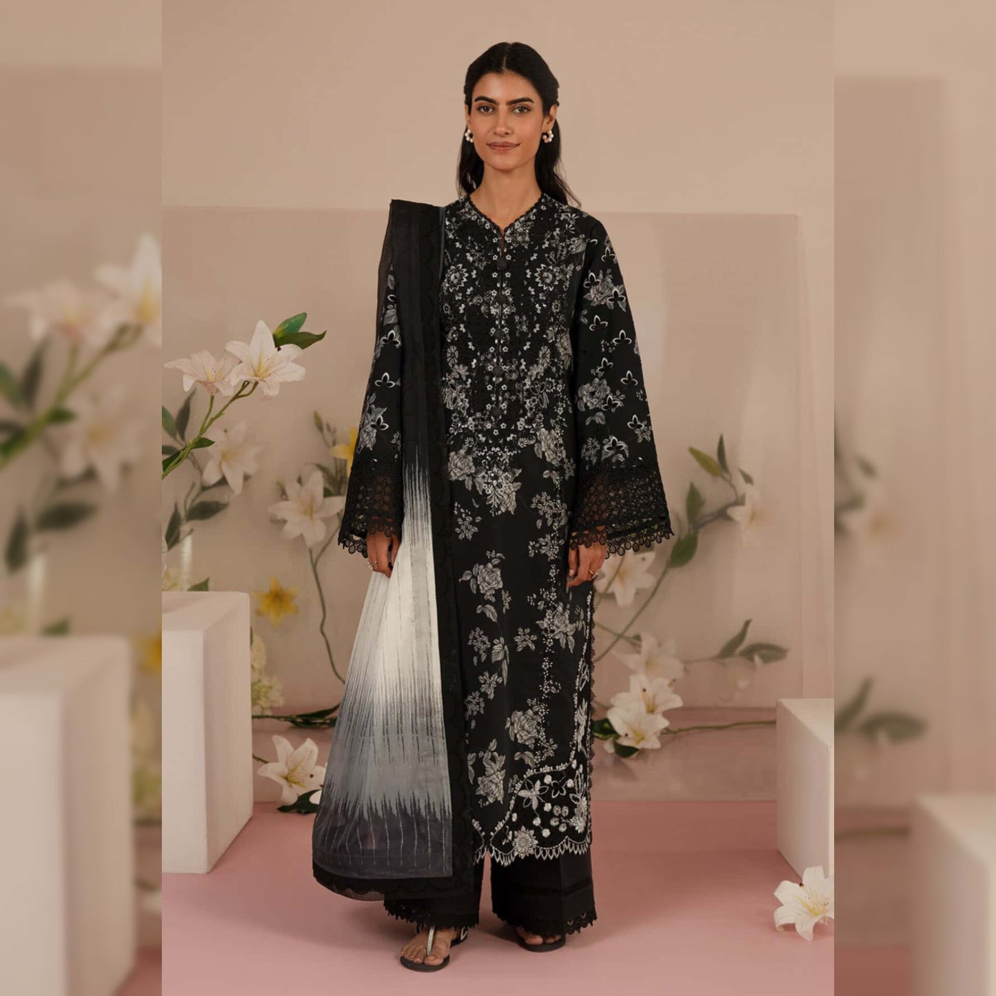 Afrozeh Lawn Fancy
