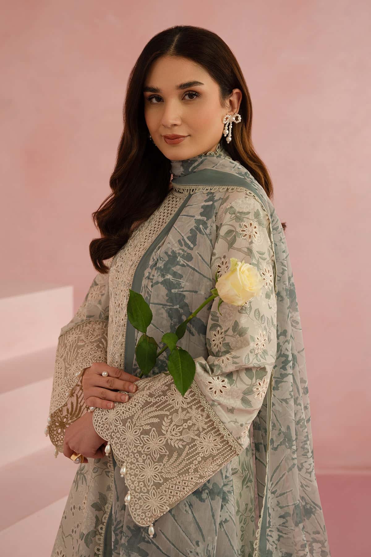 Afrozeh Lawn Fancy