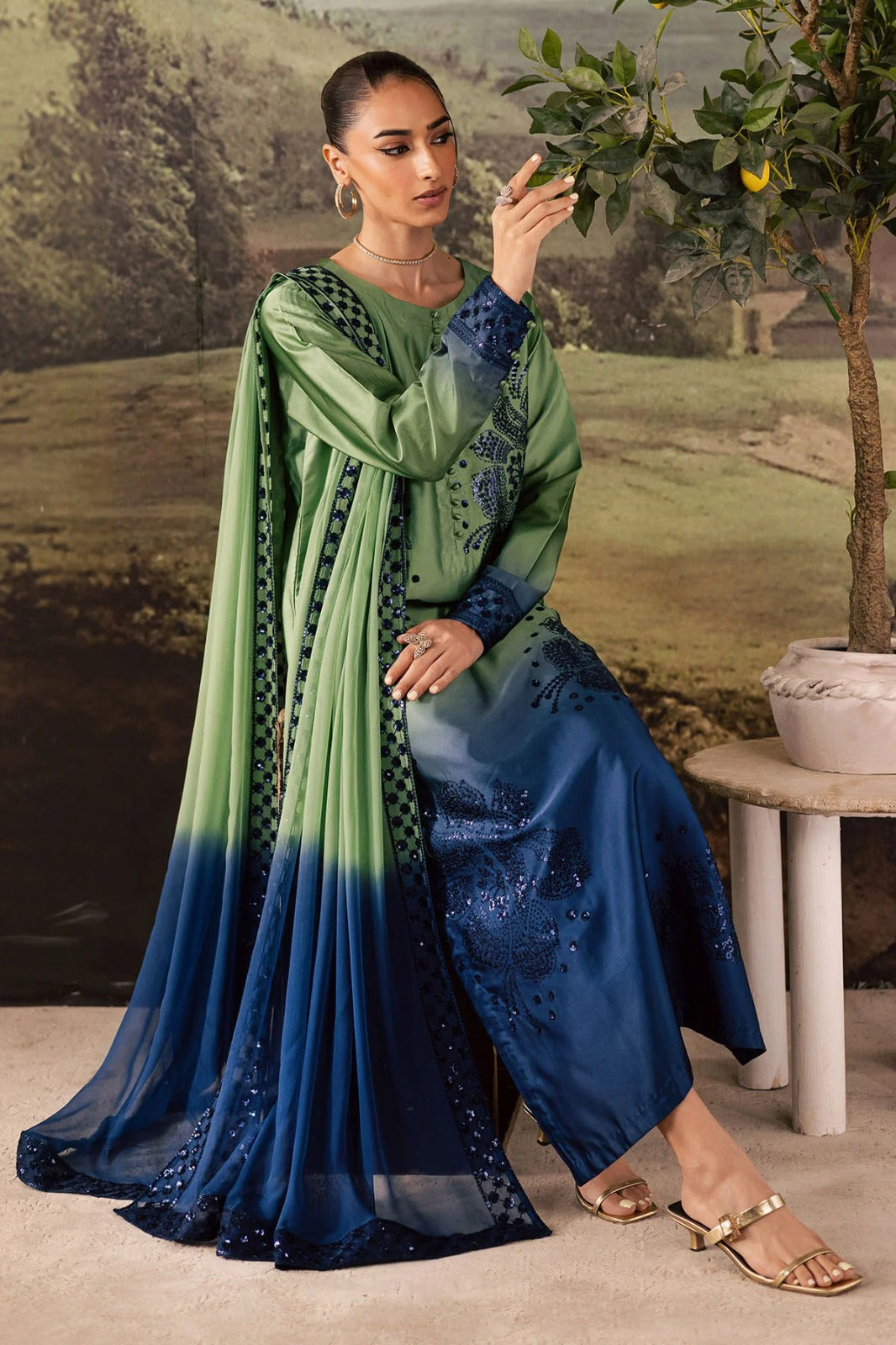 Nureh Silk Fancy