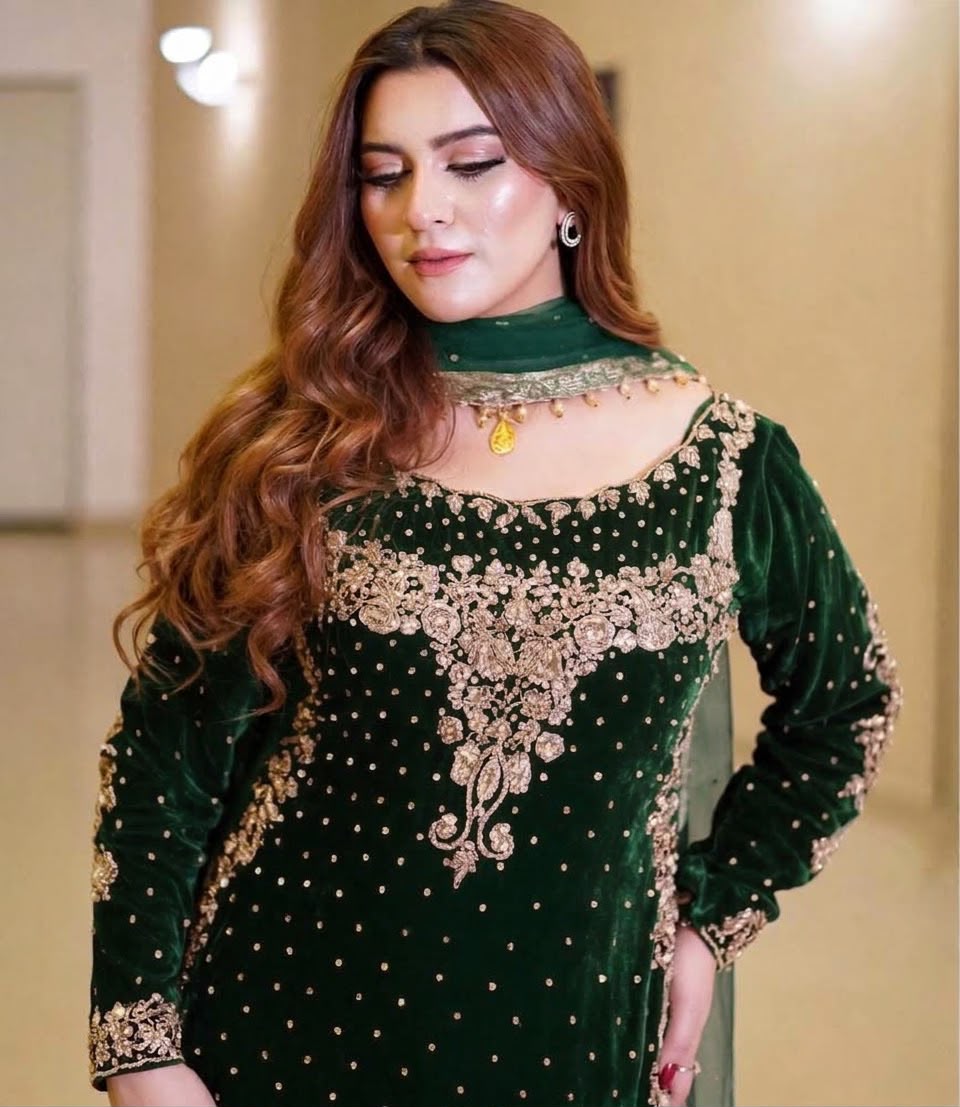 Aneela Velvet Fancy