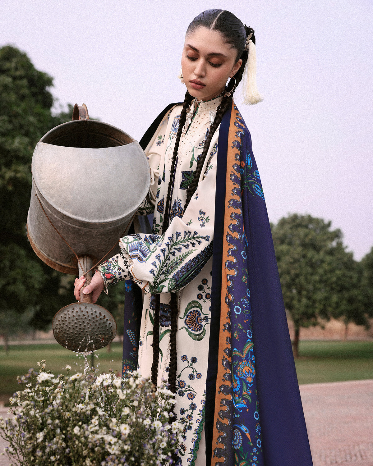 Hussain Rehar Lawn Fancy