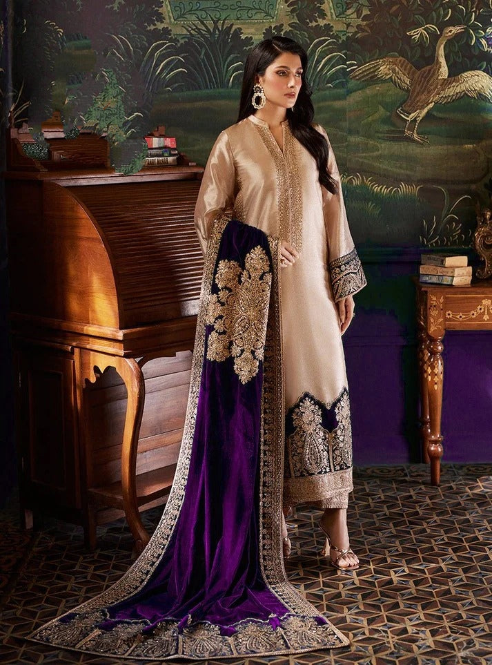 Zainab Chottani Fancy