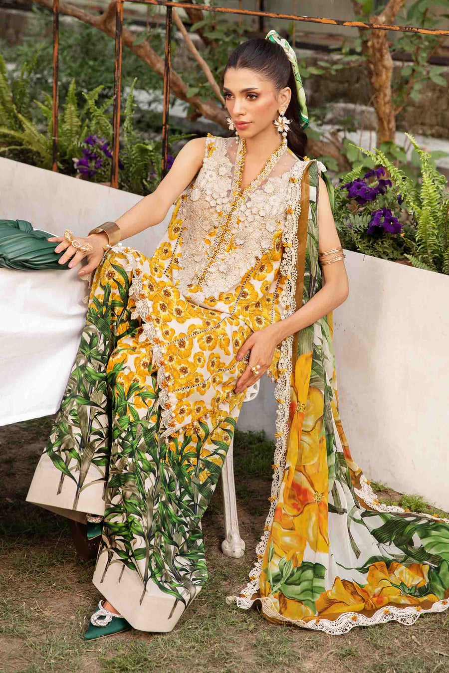 Maria B Lawn Fancy