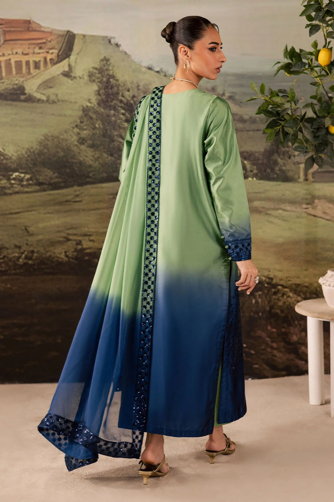 Nureh Silk Fancy