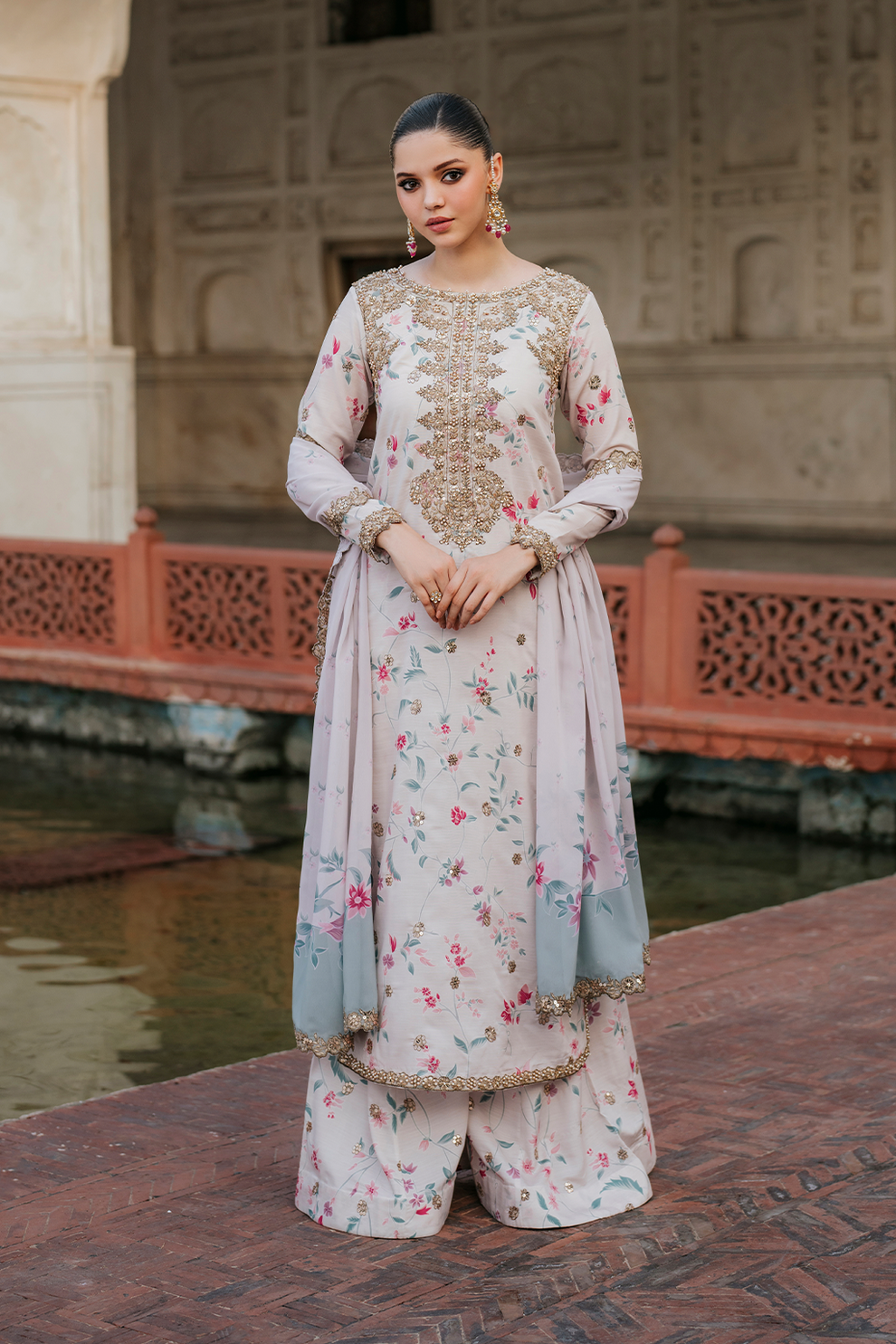 Iznik Lawn Fancy