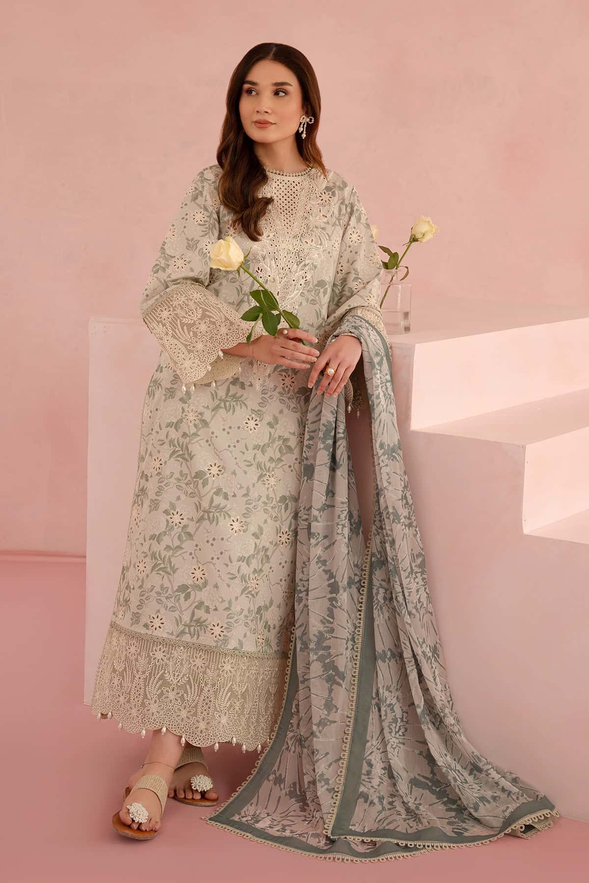 Afrozeh Lawn Fancy