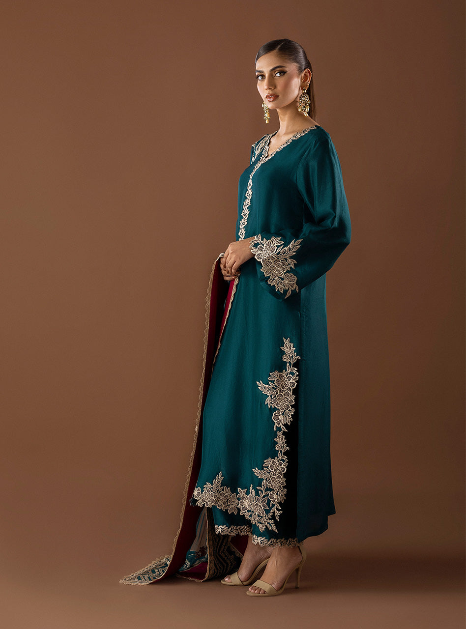 Zainab Chothani Silk Fancy