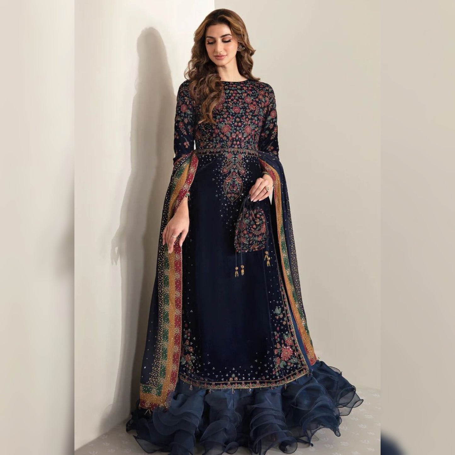 Jazmin Velvet Fancy