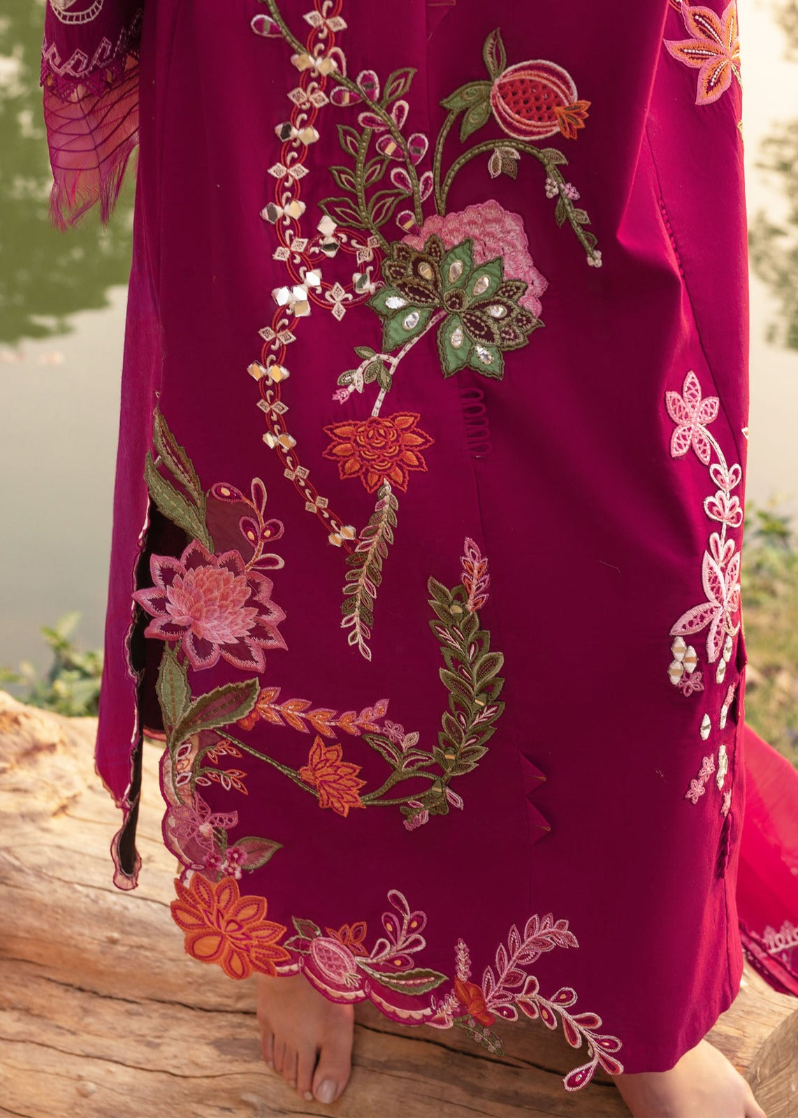 Crimson Lawn Fancy