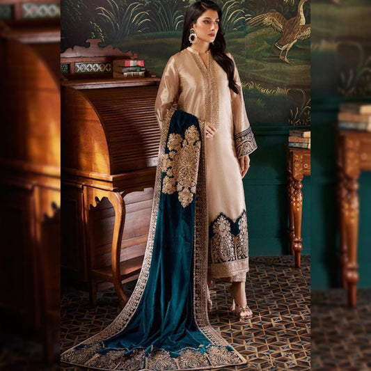 Zainab Chottani Velvet Fancy