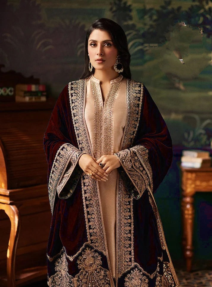 Zainab Chottani Velvet Fancy