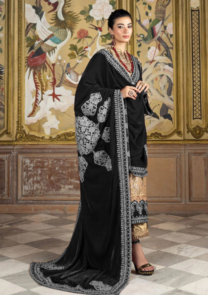 Zainab Chottani Velvet Fancy