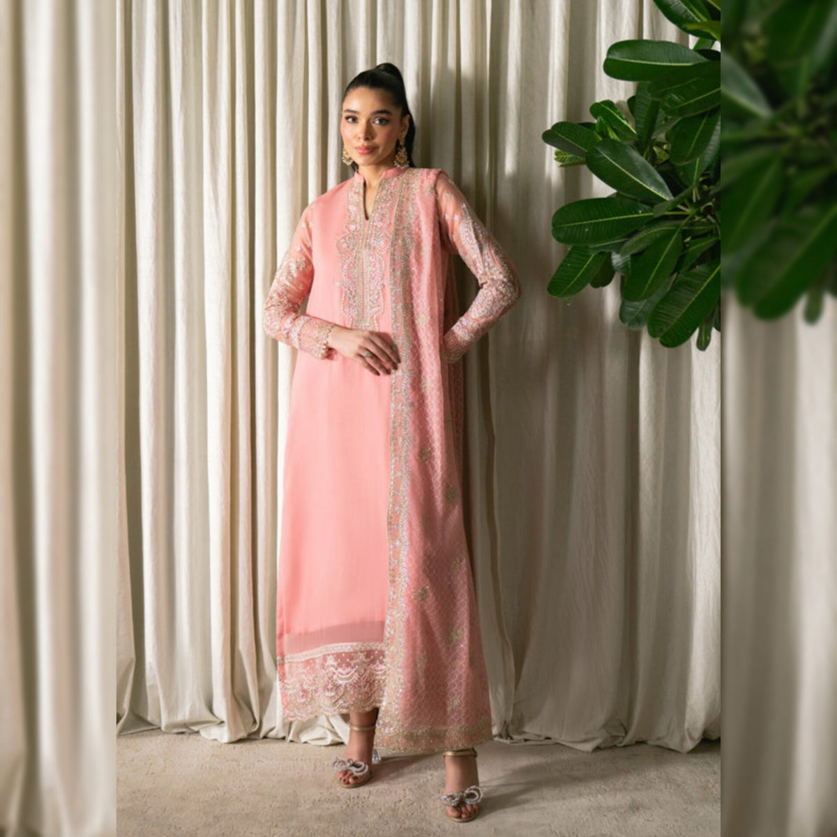 Neeshay Chiffon Fancy