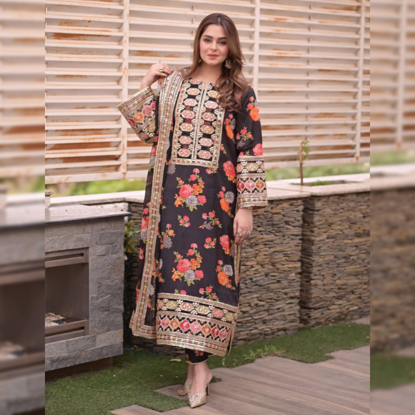Aneela Lawn Fancy