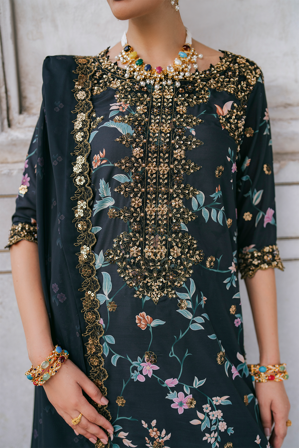 Iznik Lawn Fancy
