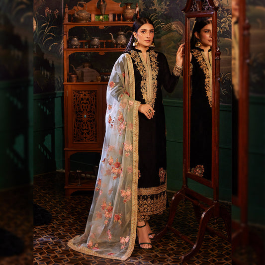 Zainab Chottani Velvet Fancy