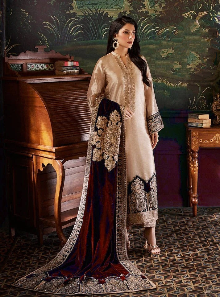 Zainab Chottani Velvet Fancy