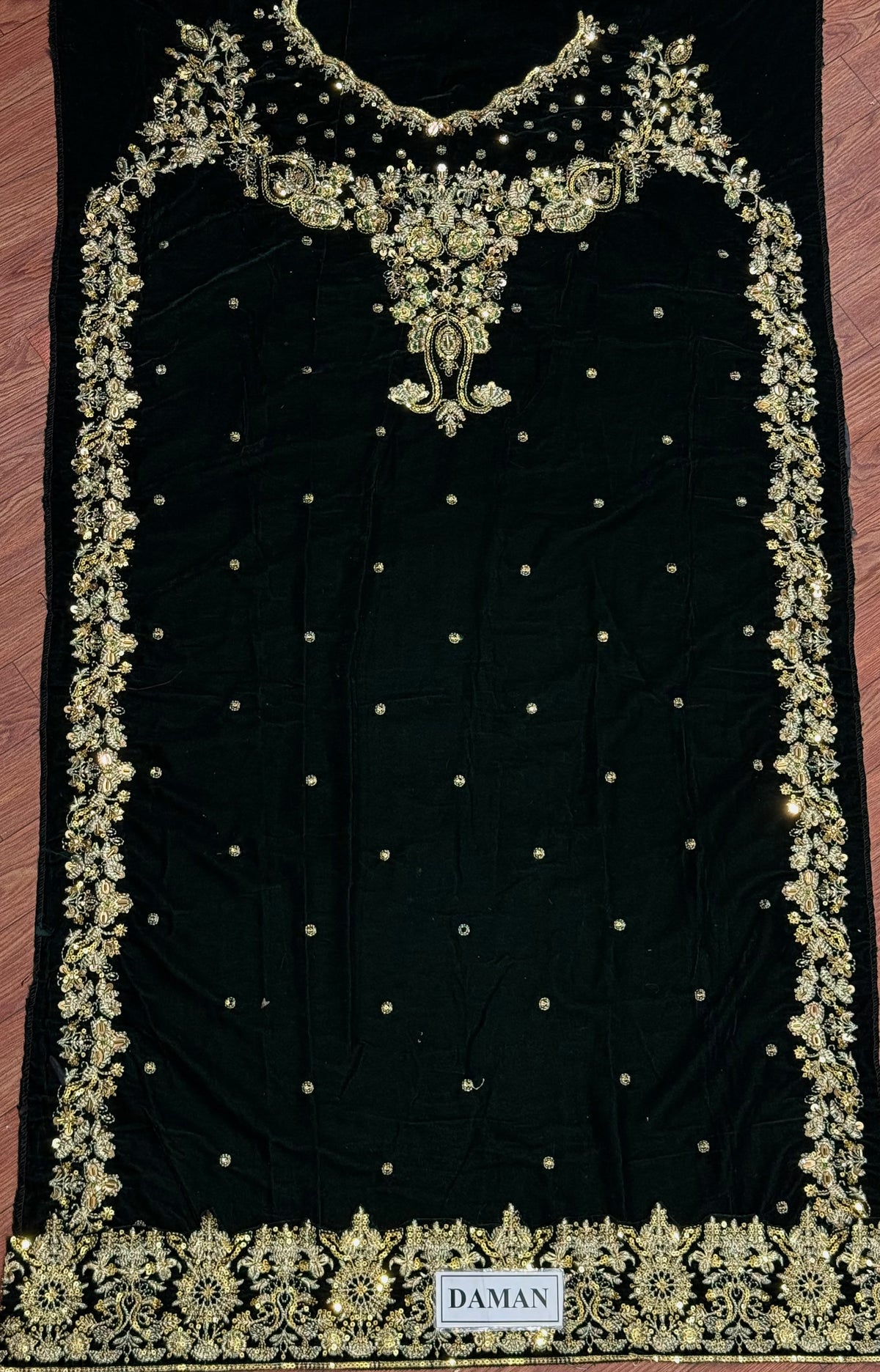 Aneela Velvet Fancy