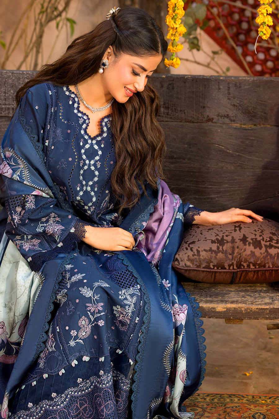 Motif Lawn Fancy
