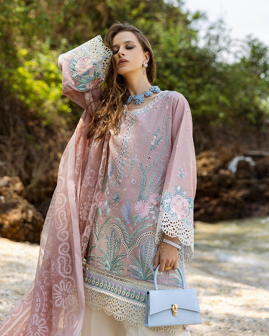 Qalamkar Lawn Fancy