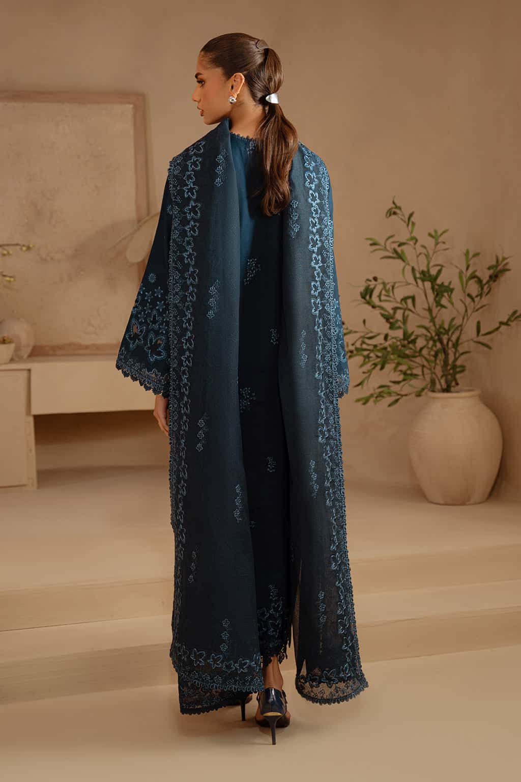 Afrozeh Lawn Fancy