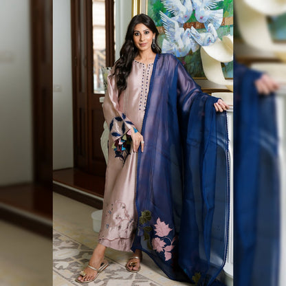 Faiza Lawn Fancy