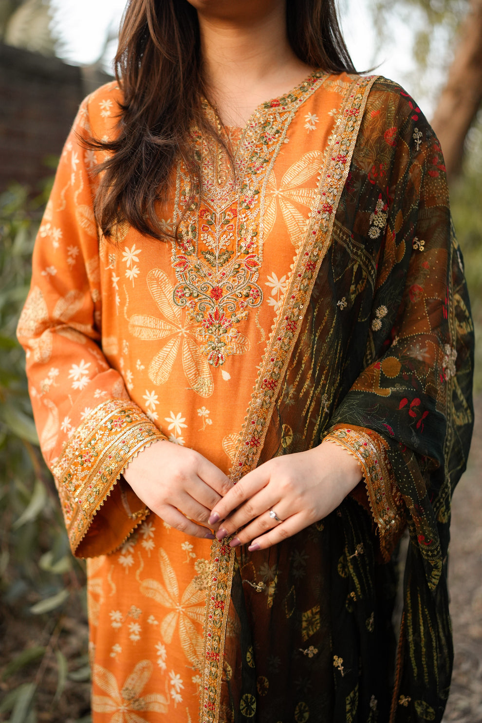 Aneela Lawn Fancy